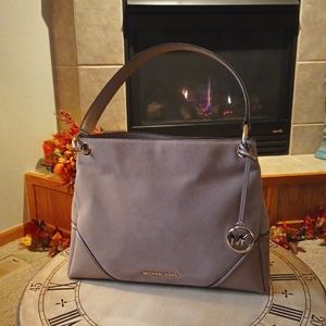 NWOT 👜 Michael Kors Nicole tote